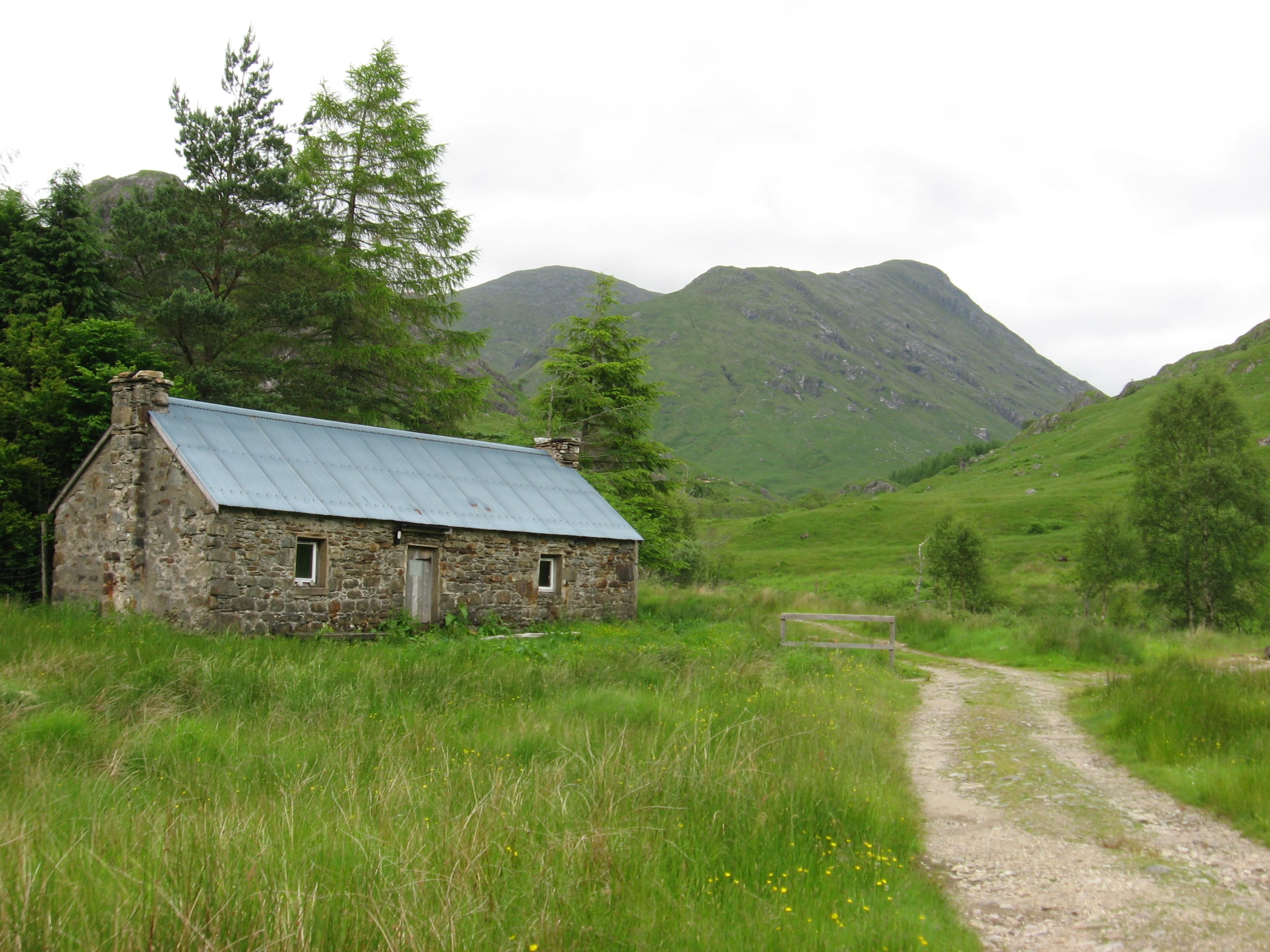 MOD CONS: Corryhully Bothy