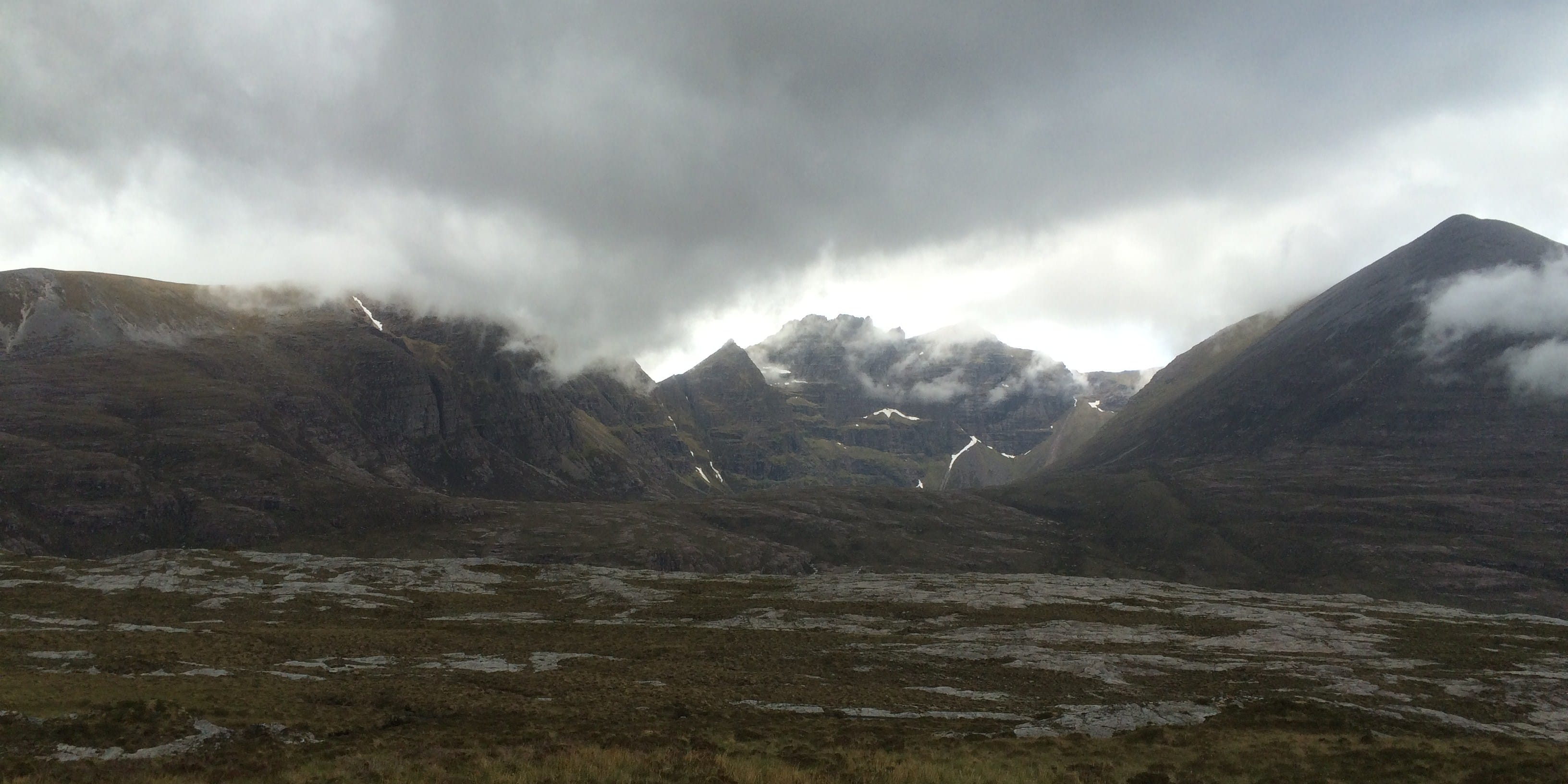 LAST GLIMPSE: Cloud rolls in