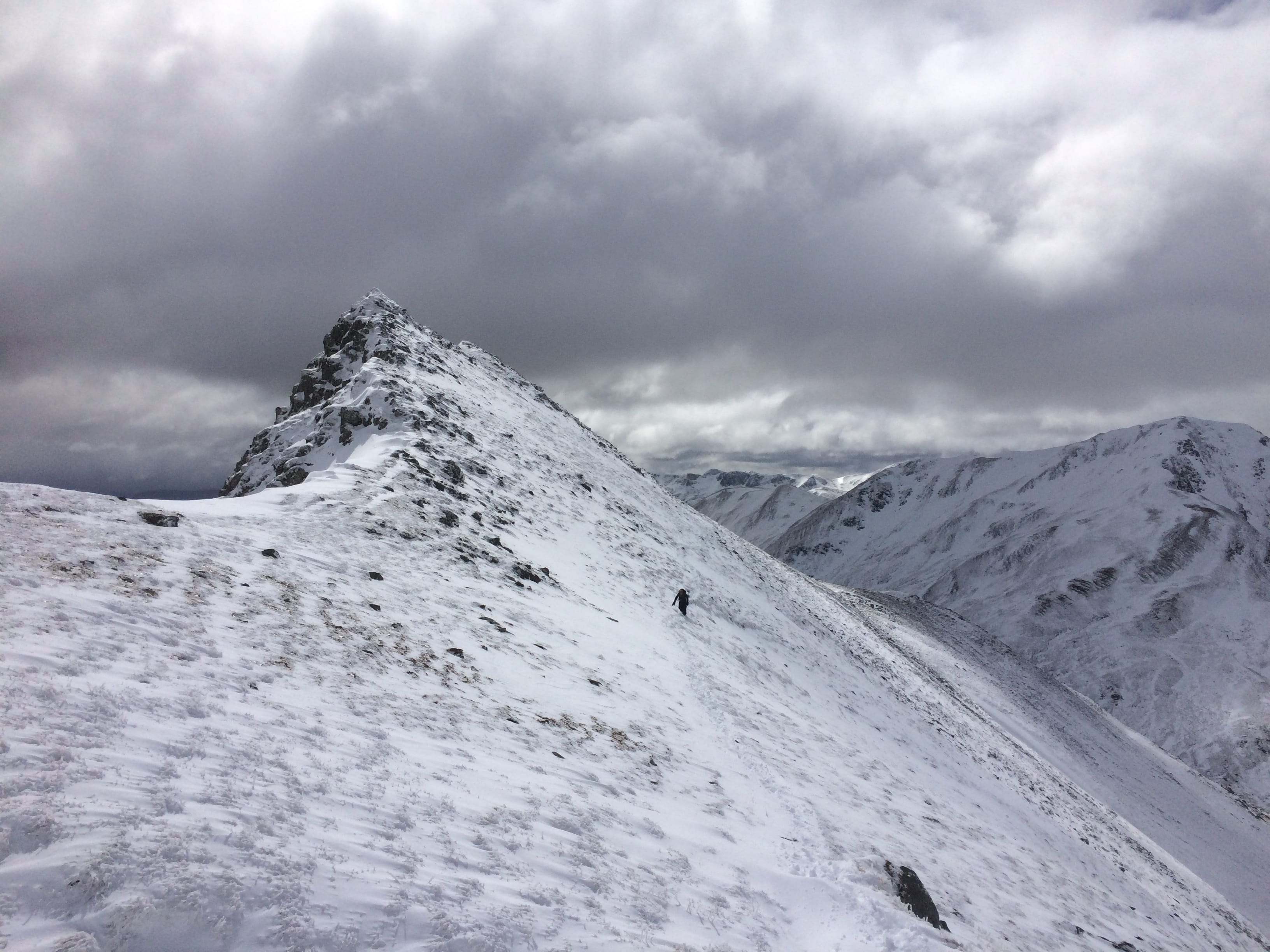 BATTLING ELEMENTS: On Ciste Dhubh