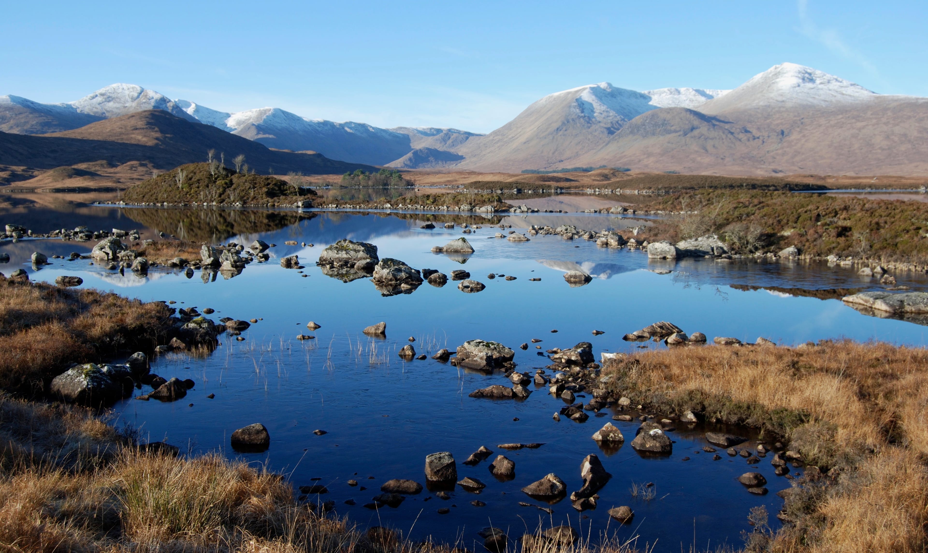 BEAUTY SHOT: Lochan na h-achlaise