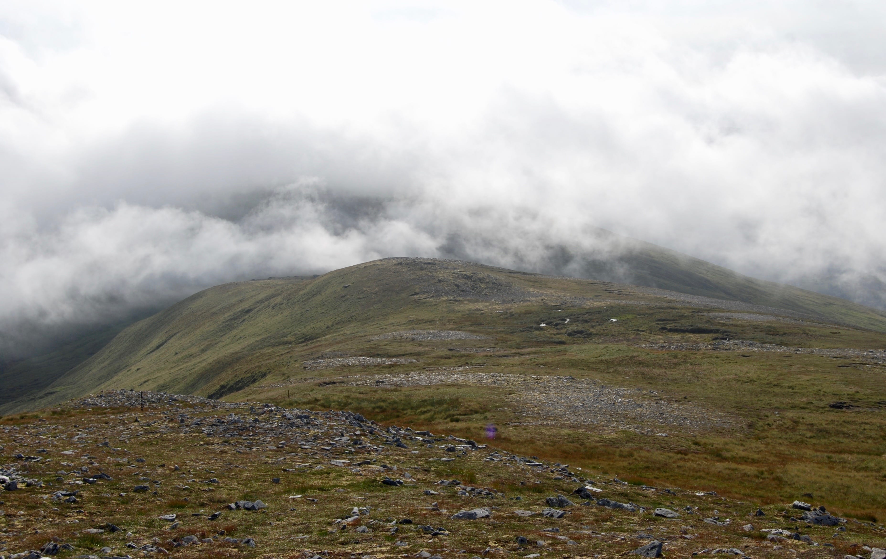 ROLLING CLOUD: Doire Tana