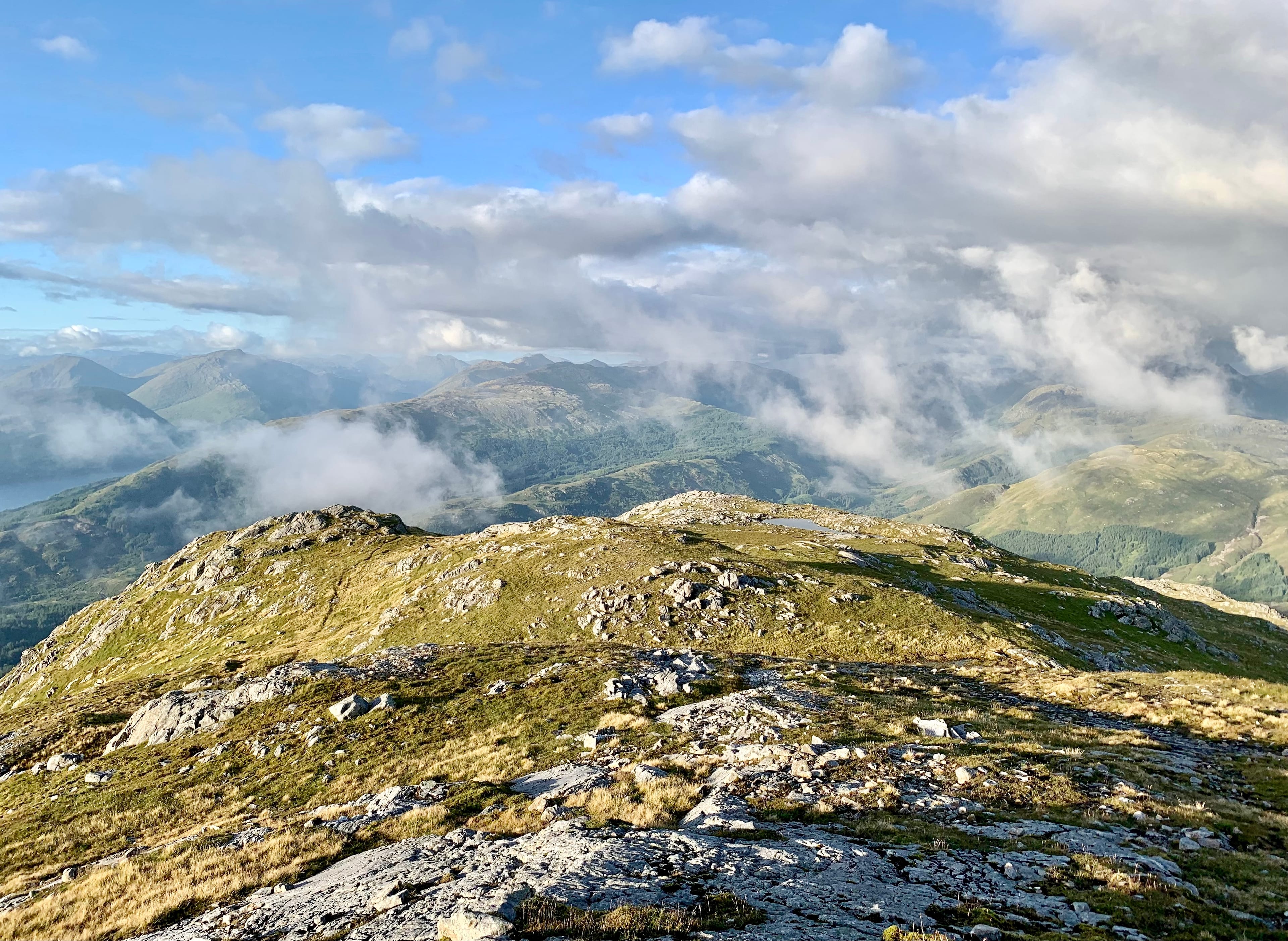 CLOUD DANCE: Beinn Resipol ridge