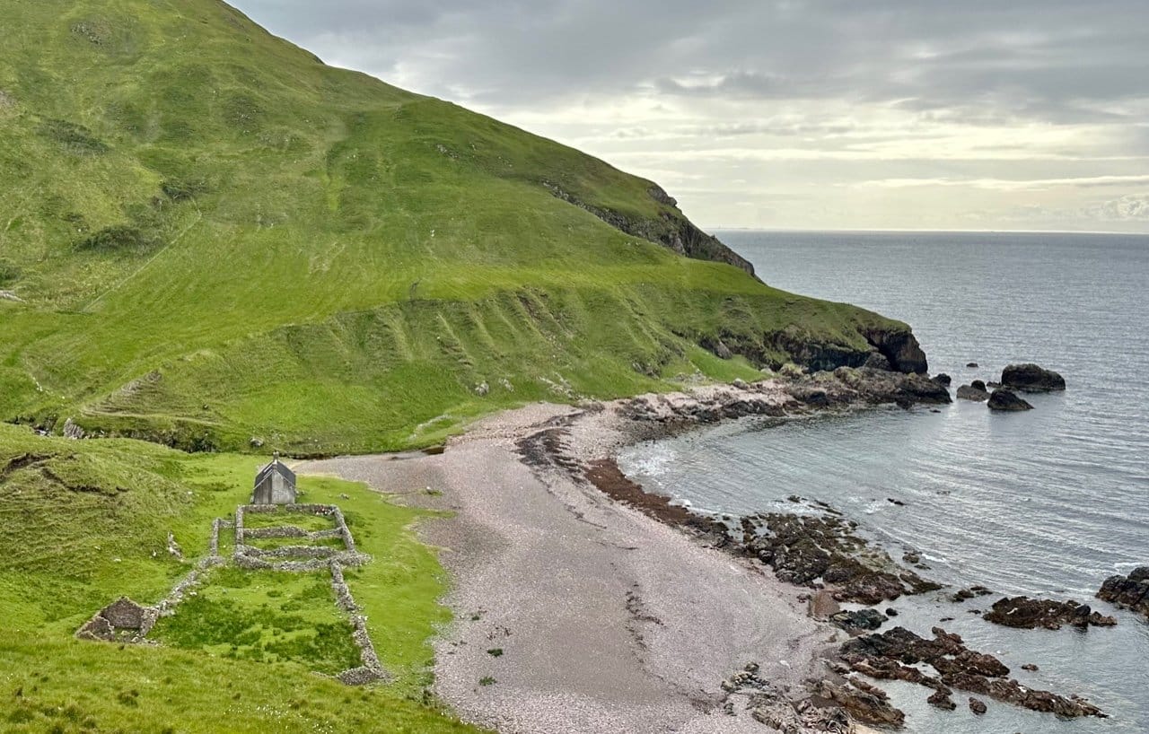 BEAUTY SPOT: Lonely Guirdil bothy